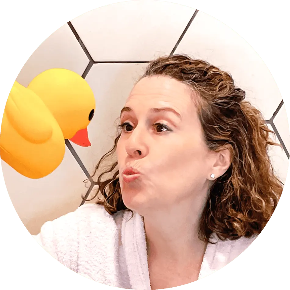 Bathtubber founder Shana Burg kisses rubber ducky